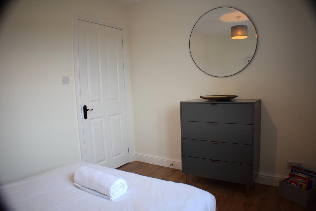 The Hideaway Villa Stratford-upon-Avon Bagian luar foto